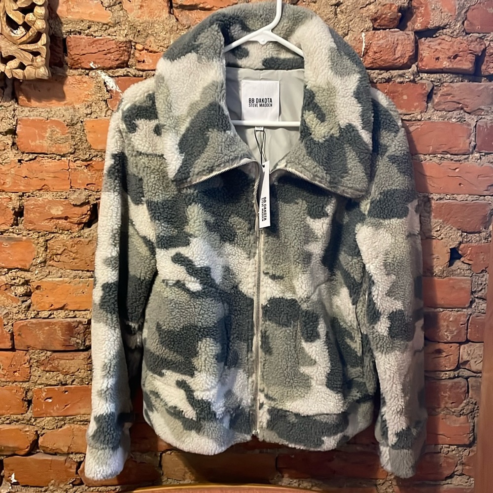 BB Dakota Teddy Jacket NWT